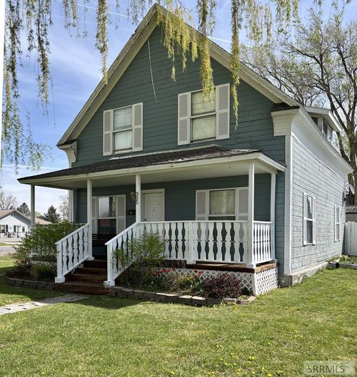 305 S Park Ave, Shelley, ID, 83274-1347 | Card Image