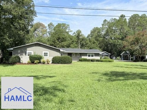 622 N Henry St, Glennville, GA, 30427-9846 | Card Image