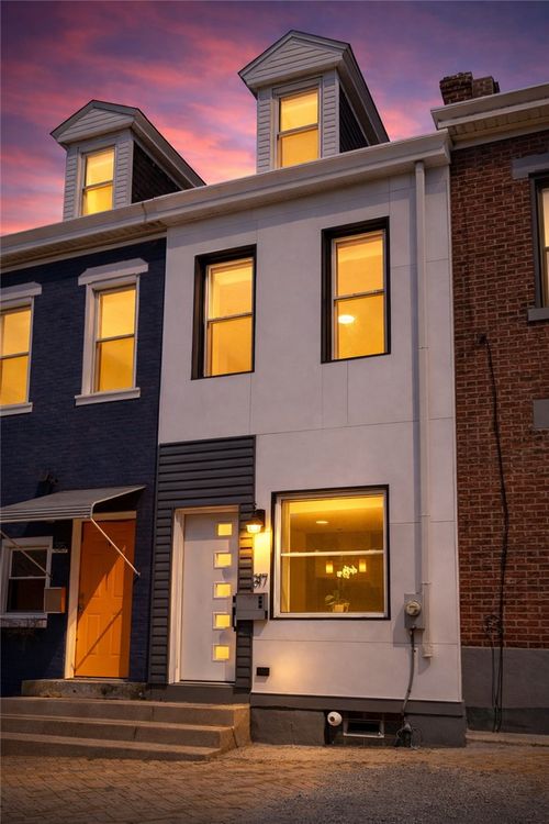 317 39th St, Pittsburgh, PA, 15201-1257 | Card Image