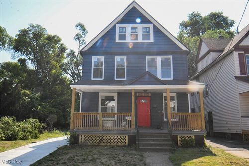 2201 E 86th St, Cleveland, OH, 44106-3428 | Card Image