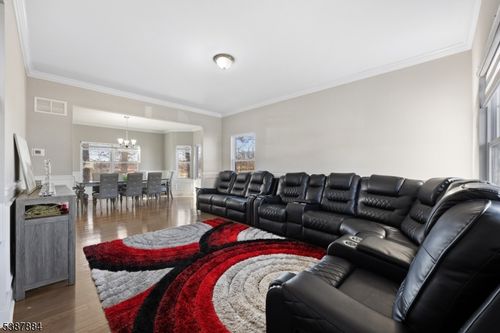 783 Aborn Ave, Woodbridge, NJ, 07095-3201 | Card Image