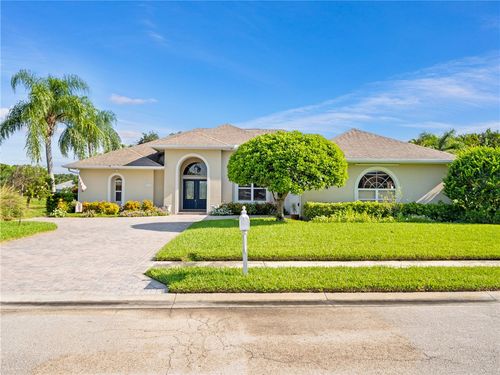 6490 35th Ln, Vero Beach, FL, 32966-7808 | Card Image