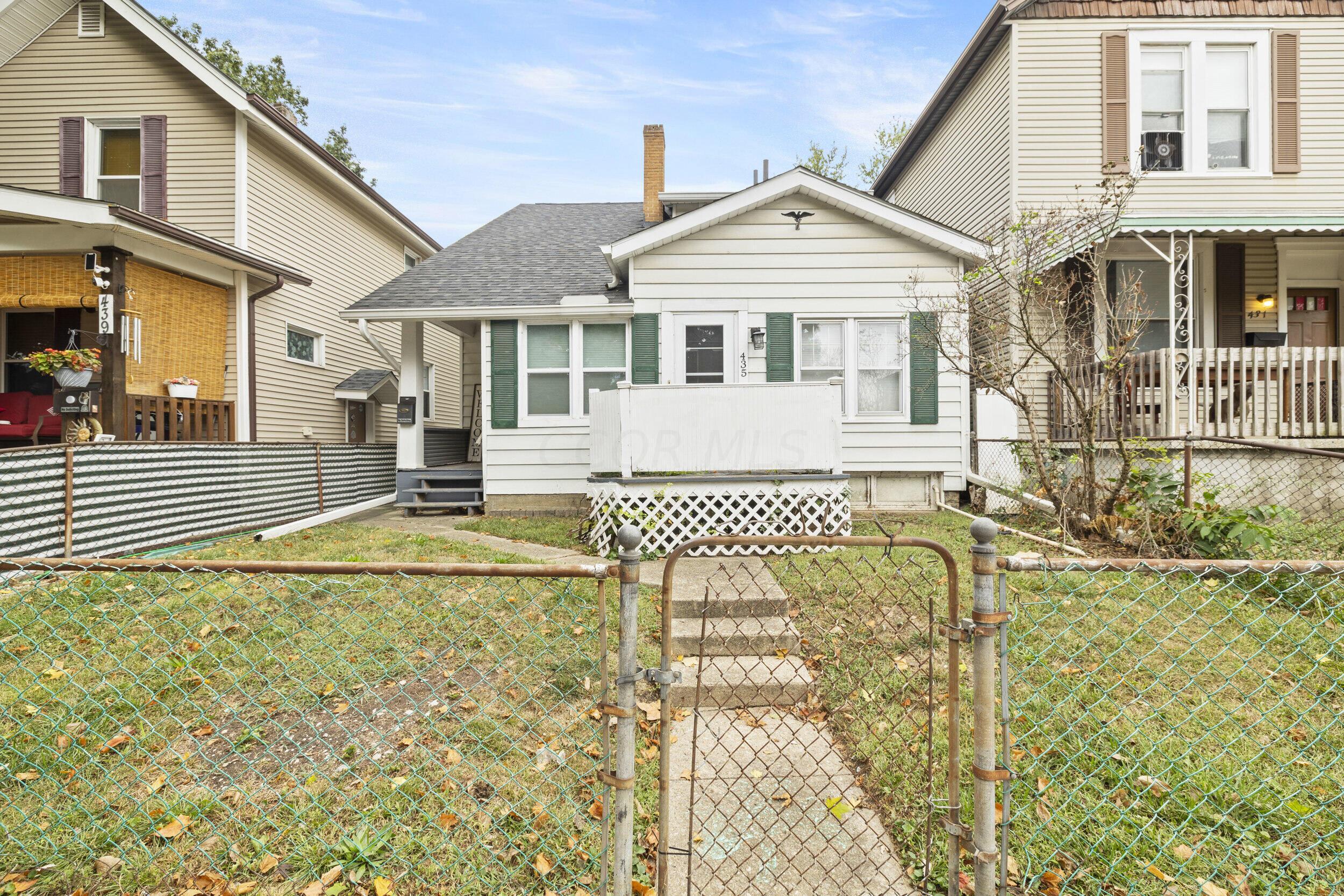 Ogden Ave, Columbus, OH 43204