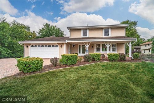 5617 29th Avenue N, Crystal, MN, 55422 | Card Image