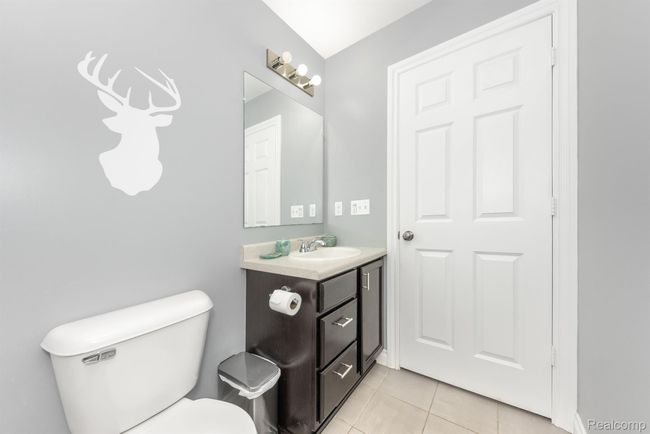 8354 Crab Apple Trl, House other with 4 bedrooms, 3 bathrooms and null parking in Dexter MI | Image 38