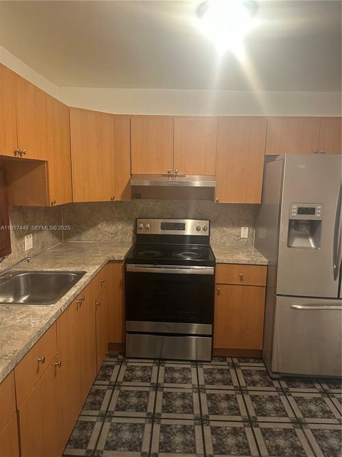 apt-103c-11905 Ne 2nd Ave, Miami, FL, 33161-6154 | Card Image