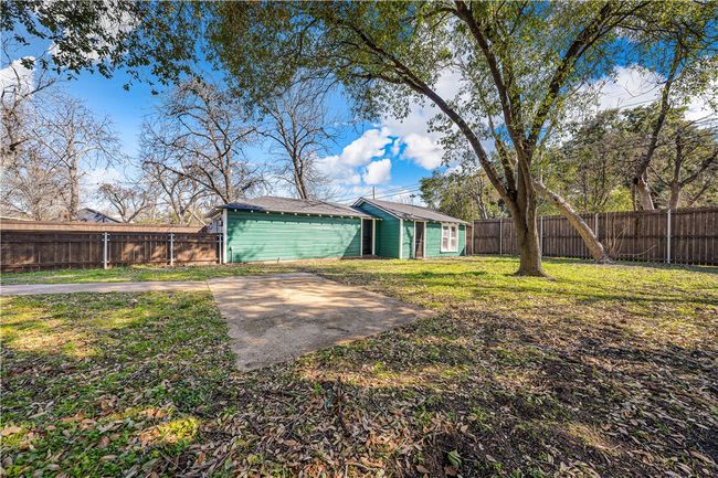3306 Cumberland Ave, House other with 2 bedrooms, 2 bathrooms and 4 parking in Waco TX | Image 76