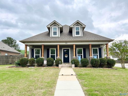 2625 Mountain Stream Way Se, Owens Cross Roads, AL, 35763-5005 | Card Image