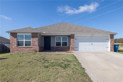 7009 Nw Meadows Way, House other with 4 bedrooms, 2 bathrooms and null parking in Bentonville AR | Image 1