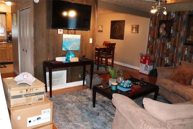 APT-11E - 636 North Ave, Townhouse with 3 bedrooms, 2 bathrooms and 1 parking in Jonesboro GA | Image 5
