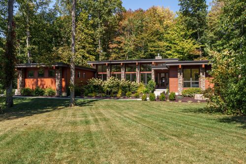 9671 Britonwoods Dr, Galena, OH, 43021-3507 | Card Image