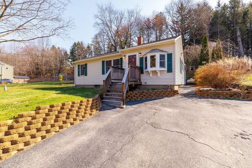 33 Marcius Rd, Worcester, MA, 01607-1228 | Card Image