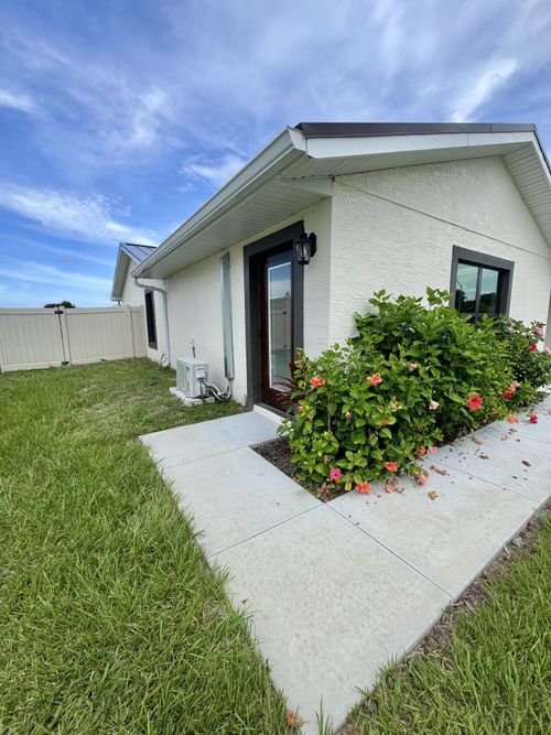 2381 Se Pinero Rd, Port St Lucie, FL, 34952-4838 | Card Image