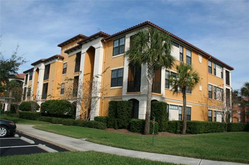 107-8341 38th Street Cir E, SARASOTA, FL, 34243-3665 | Card Image
