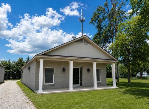 445 Florence Rd, Savannah, TN, 38372-2517 | Card Image