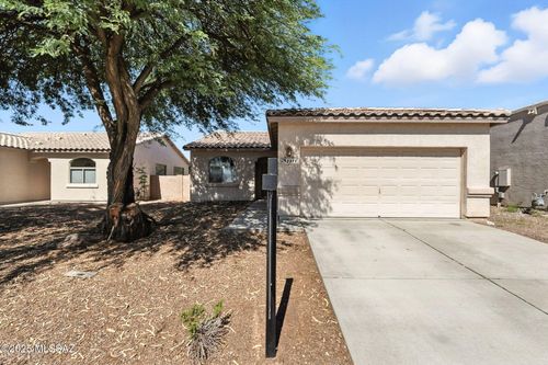 2311 N Avenida Tabica, Green Valley, AZ, 85614-3782 | Card Image
