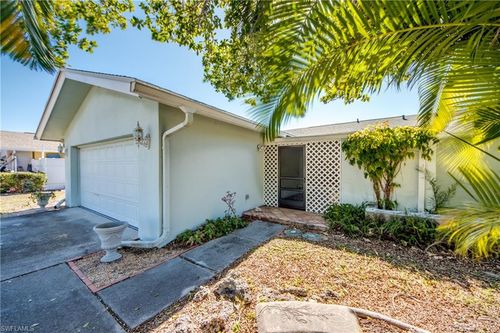 846 Xavier Ave N, Fort Myers, FL, 33919-5030 | Card Image