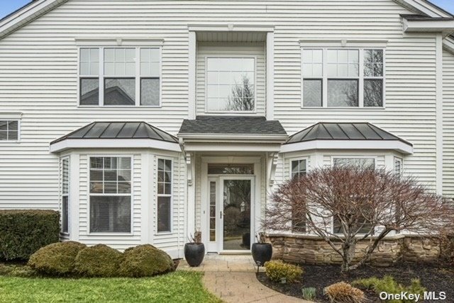 Concerto Ct, Eastport, NY 11941