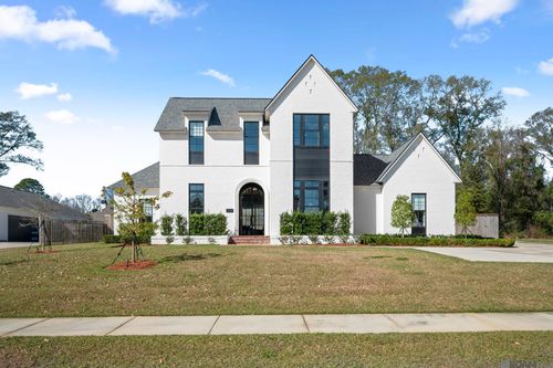 8228 Oakridge Dr, Baton Rouge, LA, 70810-2378 | Card Image