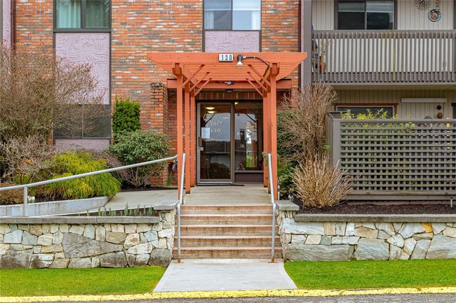 211 - 130 Sunningdale Rd E, Condo with 2 bedrooms, 1 bathrooms and 31 parking in Qualicum Beach BC | Image 13