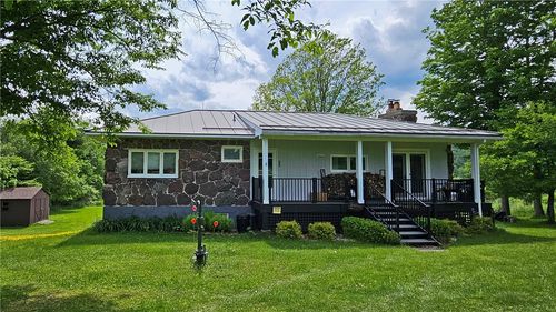 435 Squire Hill Rd, Roxbury, NY, 12474-1217 | Card Image