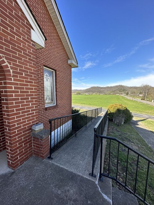 732 Lancaster Hwy, Lancaster, TN, 38569-6254 | Card Image