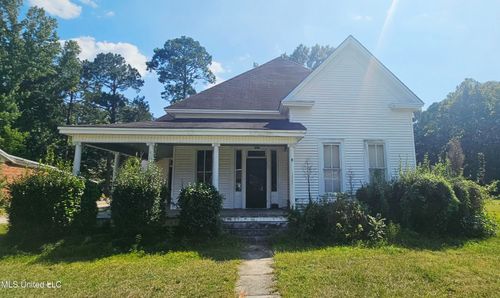 710 Church St, Columbia, MS, 39429-2810 | Card Image