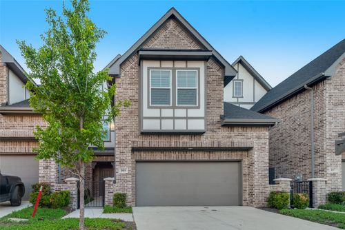 105 Claire Dr, Trophy Club, TX, 76262-2282 | Card Image