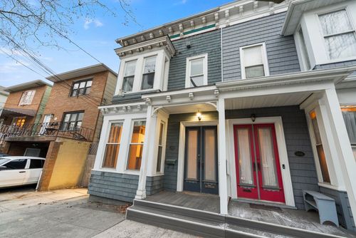 340 Ogden Ave, JC, Heights, NJ, 07307 | Card Image