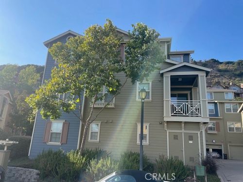 5110-6102 Old Quarry, Oakland, CA, 94605 | Card Image