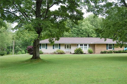 309 Conestoga Trl, Pulaski, PA, 16143-4005 | Card Image