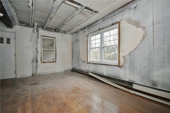 305 Hemlock Rd, House other with 3 bedrooms, 2 bathrooms and 2 parking in Trafford PA | Image 6