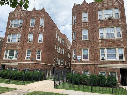 3b-5536 N Campbell Ave, Chicago, IL, 60625-2277 | Card Image