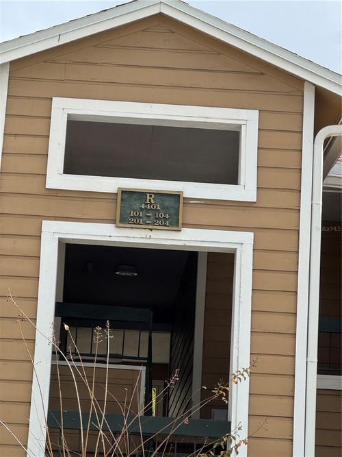 apt-102-4401 Thornbriar Ln, ORLANDO, FL, 32822-2271 | Card Image