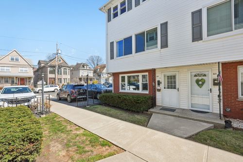 a-40 W 31st St, Bayonne, NJ, 07002 | Card Image