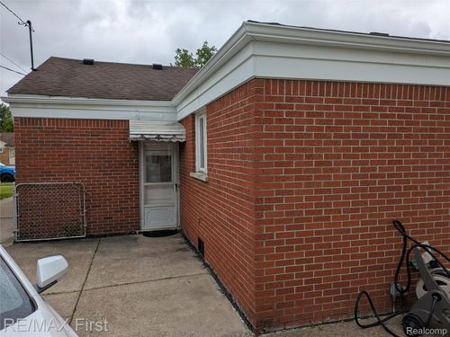 26914 Glendale, Redford, MI, 48239-2727 | Card Image