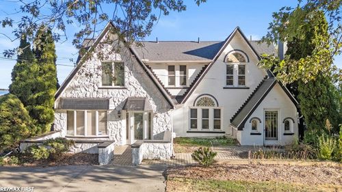 27927 Ponchartrain St, Harrison Township, MI, 48045-5421 | Card Image