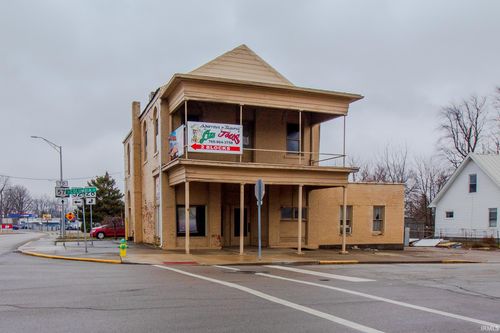 202 S Columbia St, Union City, IN, 47390-1510 | Card Image