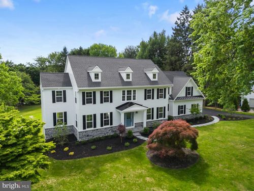 17 Hickory Ln, MALVERN, PA, 19355-2827 | Card Image