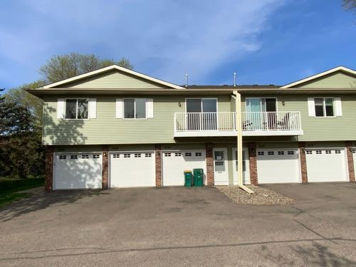 1030 Pond View Ct, Vadnais Heights, MN, 55127-3620 | Card Image