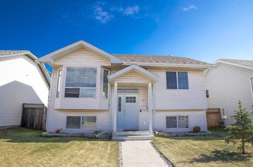 136 Briarwood Crescent, Blackfalds, AB, T0M0J0 | Card Image