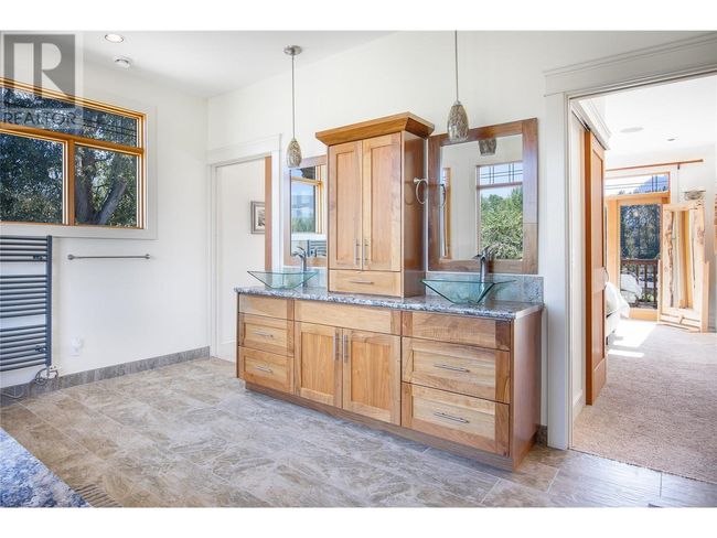 2388 Lawrence Rd, House other with 3 bedrooms, 3 bathrooms and 20 parking in Lumby BC | Image 44