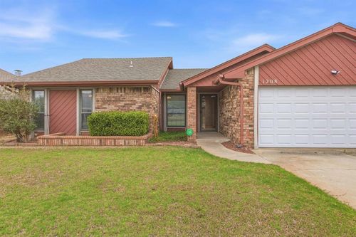 1208 Sw 106th St, Oklahoma City, OK, 73170-5204 | Card Image