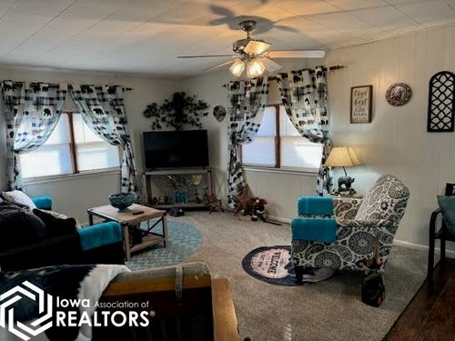803 Jackson St, Bedford, IA, 50833-1430 | Card Image