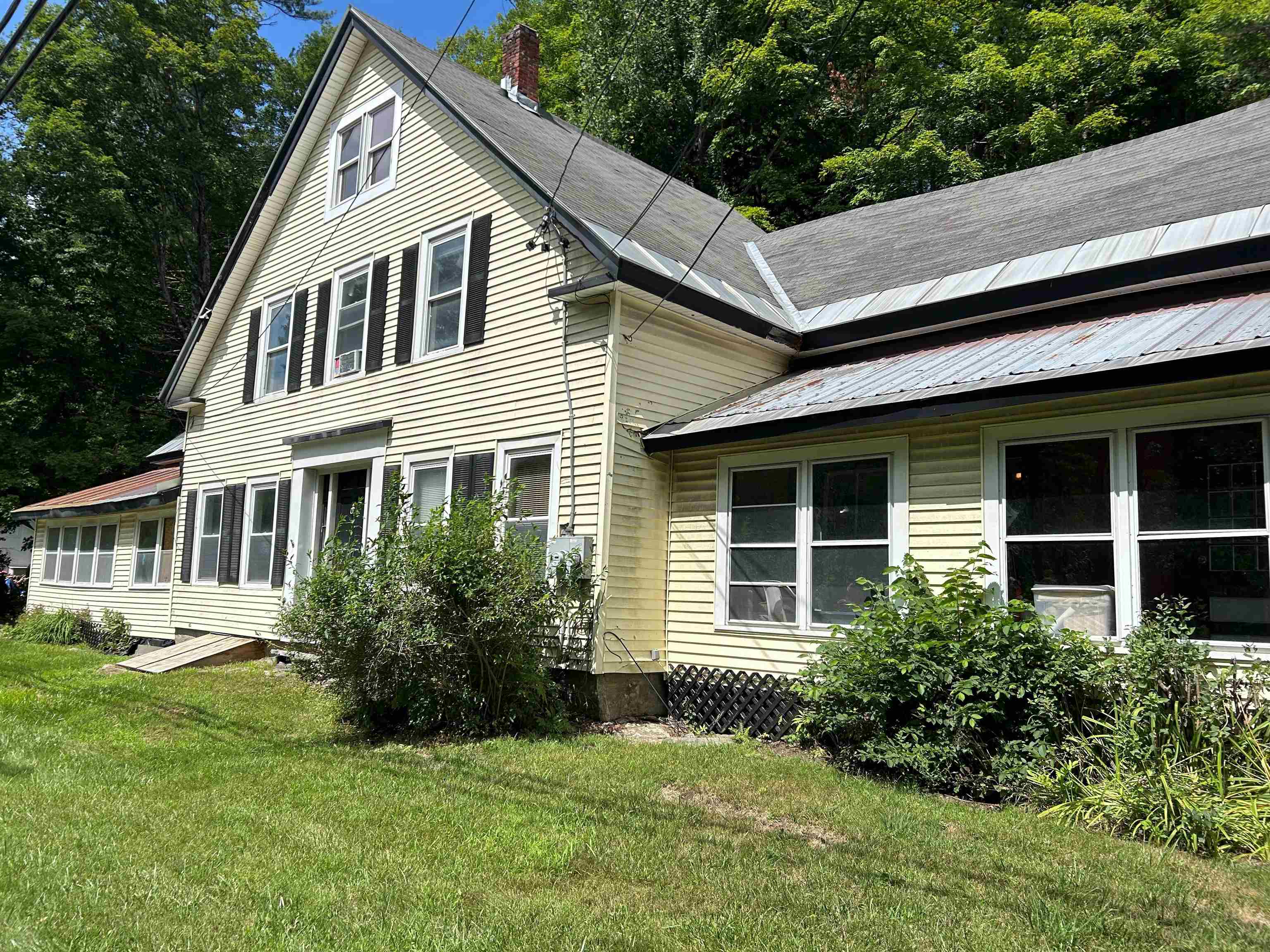 Main St, South Londonderry, VT 05155