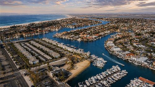 4167 Warner Avenue, Huntington Beach, CA, 92649 | Card Image
