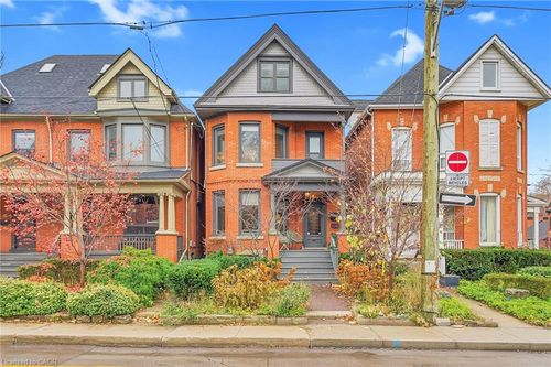 141 Markland St, Hamilton, ON, L8P2K3 | Card Image