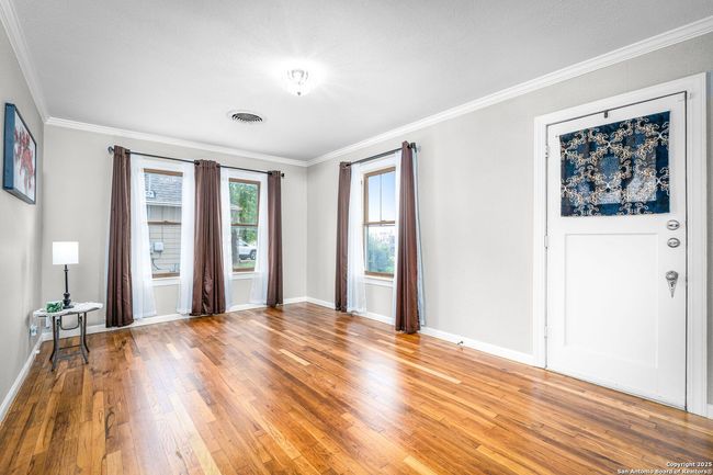 150 W Faust St, House other with 2 bedrooms, 3 bathrooms and null parking in New Braunfels TX | Image 14