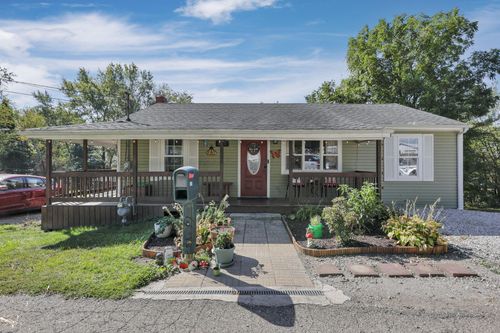 836 Johnson Ave, New Lexington, OH, 43764-1125 | Card Image