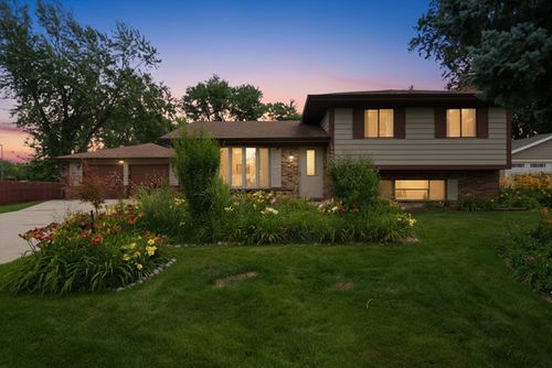127 Barrett Ln, Schaumburg, IL, 60193-2907 | Card Image